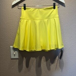 New Women’s Running Athletic Skirt Skort Tennis Skirt Size XS NWT